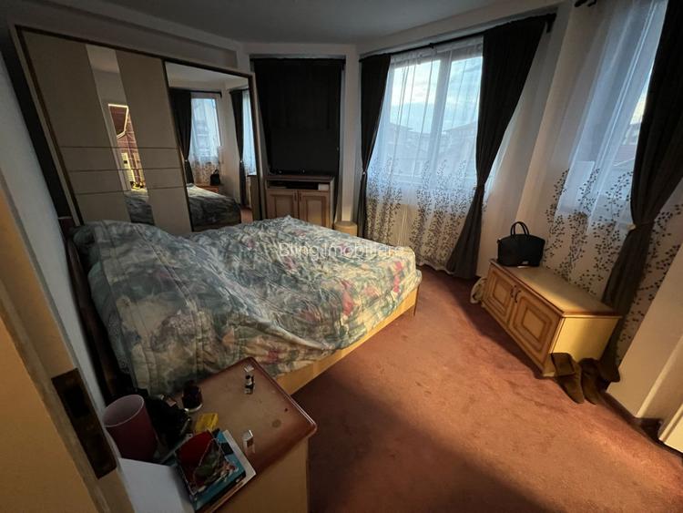 Apartament de 4 camere pe doua nivele, 105 MP,  intr-un imobil cu 4 apartamente - 4