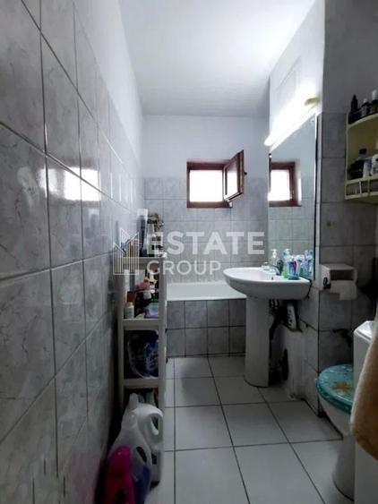 Apartament 3 camere, Zona Dambovita
