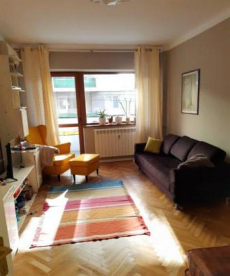Apartament 3 camere de vanzare zona Centru