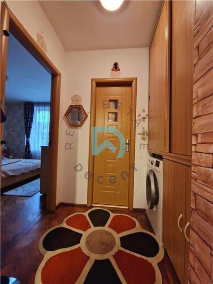 Apartament 3 camere, Tractorul