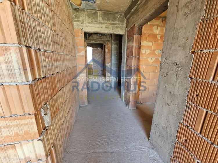 Proiect rezidențial–Ploiești-7 Apartamente - Zona parcare-Loc de Joacă - 9