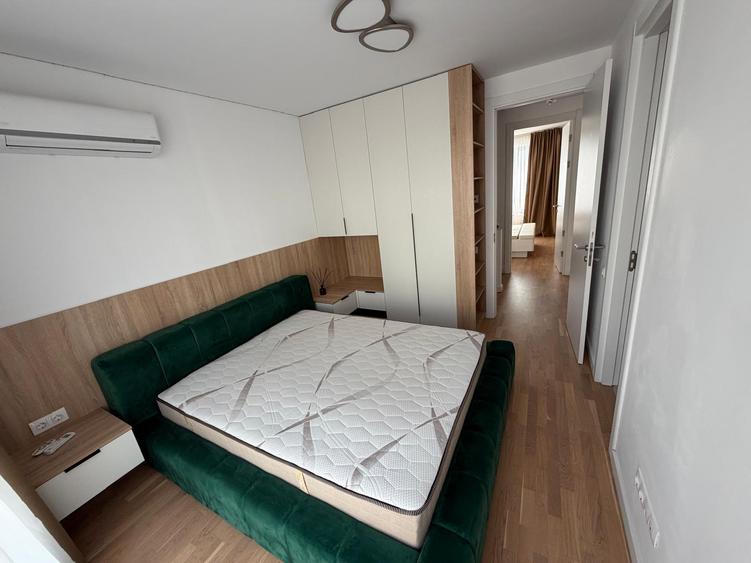 Modern Villa Zenville/ Pipera