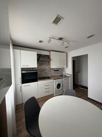 Apartament 3 camere-complet renovat-panorama superba-Semicentral - 8
