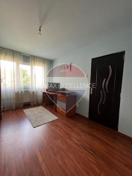 Vânzare apartament 2 camere, CF1, semidecomandat, zona Nord, etaj 3 - 13