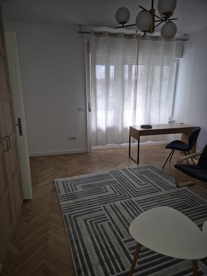De închiriat Garsoniera în zona centrală a Brașovului