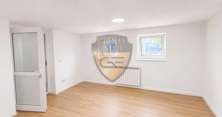Casa 4 camere teren 250m Casa de Cultura renovată mobilată partial parcare 90mpU