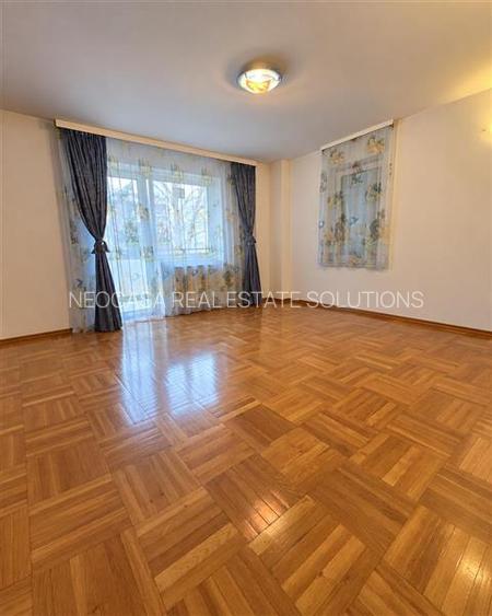 Vila versatila 7 camere + Garaj zona 1 Mai - Ion Mihalache | Ideala locuinta sau - 6
