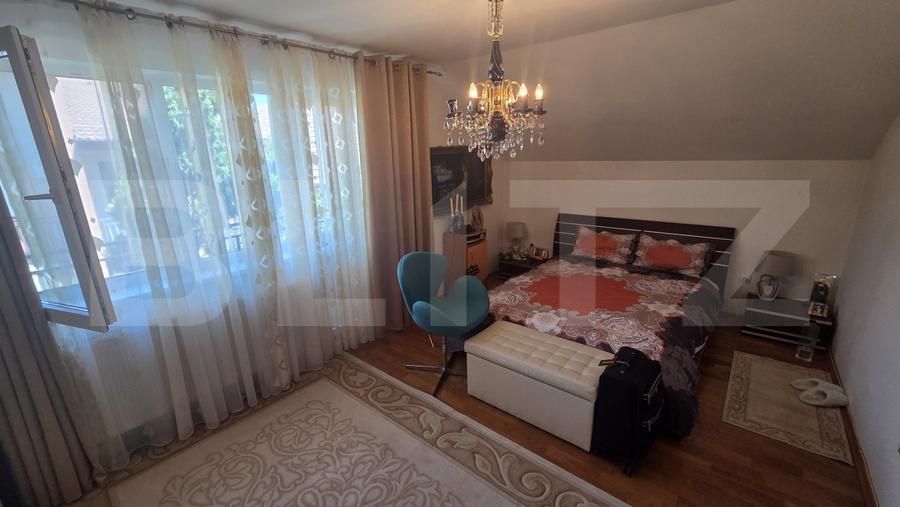 Casa tip duplex cu 3 camere,100 mp utili,Centru