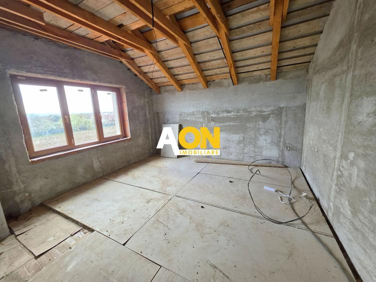 Casa semifinisata, 5 camere, 571 mp teren, Micesti