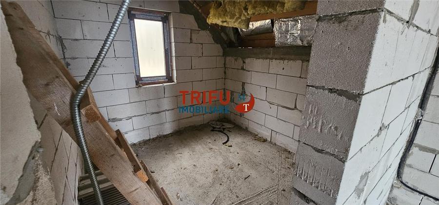 Casa de vanzare la rosu S+P+M si teren 1062 mp zona Micesti