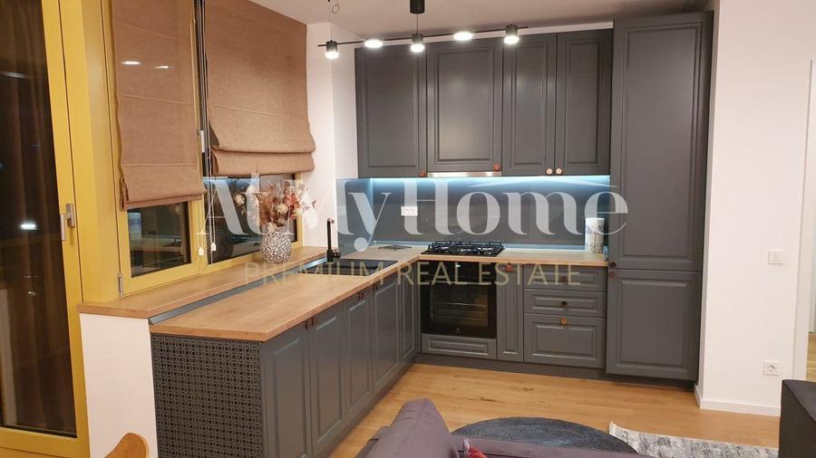 Apartament de 2 camere in complex rezidential /Aviatiei/ parcare