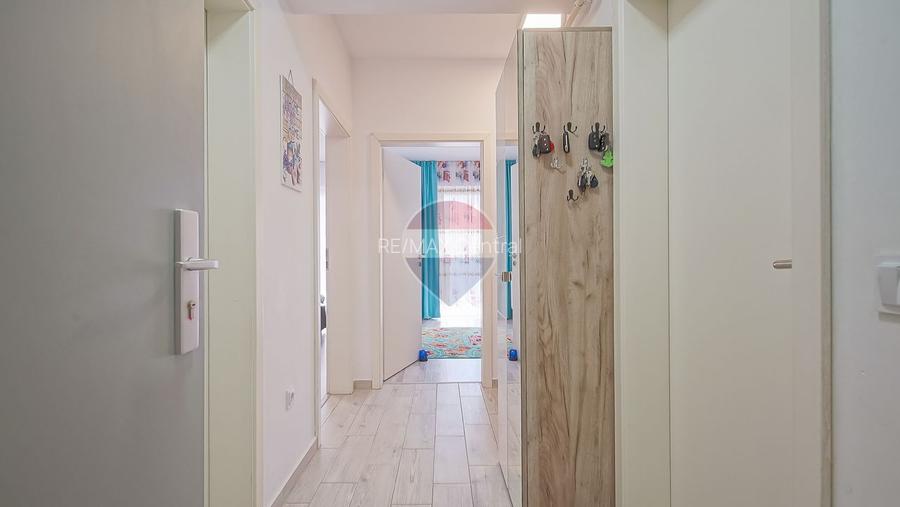 Apartament 3 camere Maurer Tractorul Balcon generos, Parcare și Boxă - 7