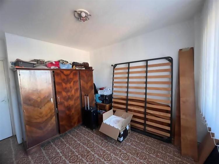 Apartament 3 camere decomandat Astra