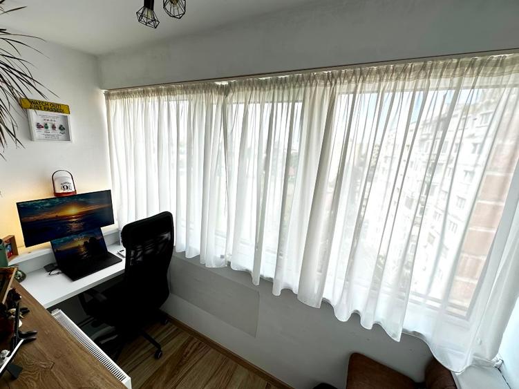 Proprietar vând apartament 4 camere, 84 mp, decomandat, zonă centrală Gh. Lazar