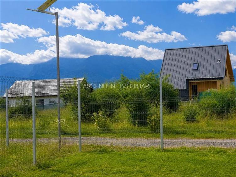 Teren imprejmuit+ proiect casa + autorizatie constructie,1.261 mp, - 10