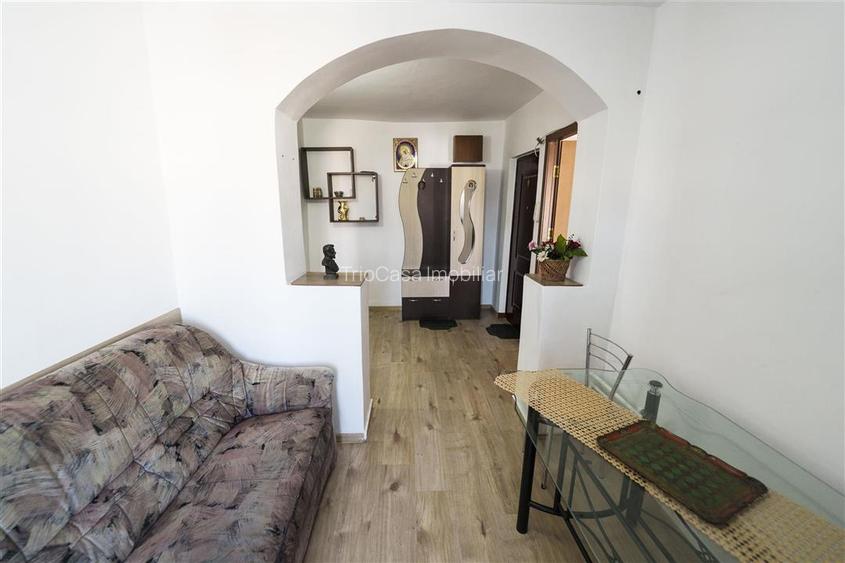 Apartament primitor 2 camere, ideal locuinta sau investitie, Rovine-langa Penny - 3