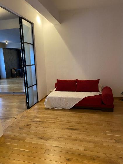 Apartament open-space – fost studio de yoga, de închiriat strada Toamnei