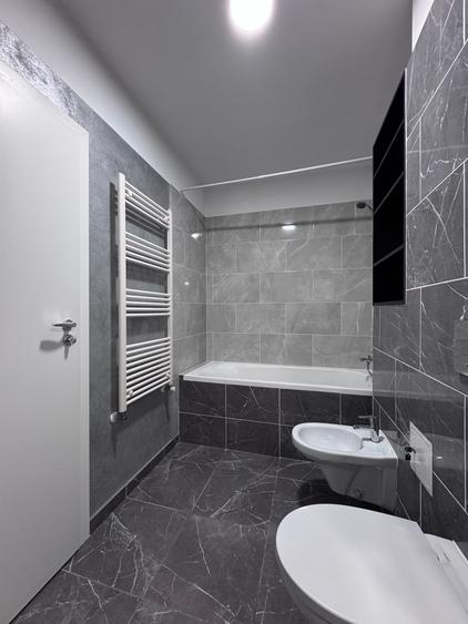 Platinum Residence, zona Mall Coresi, apartament cu doua camere de inchiriat