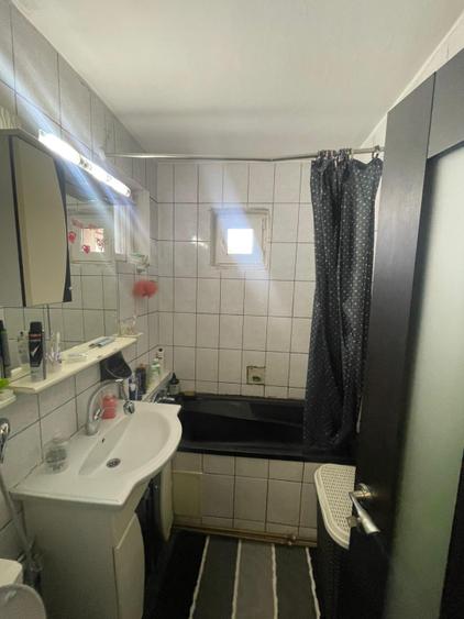 Apartament 3 camere, 60 mp utili, zona Central