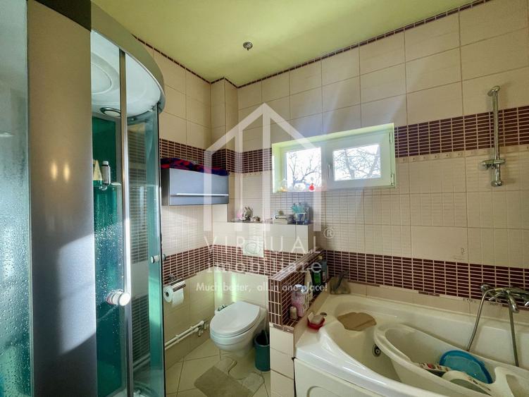 Casa de vanzare in Sibiu, 260mp, 113 mp curte libera, Trei Stejari