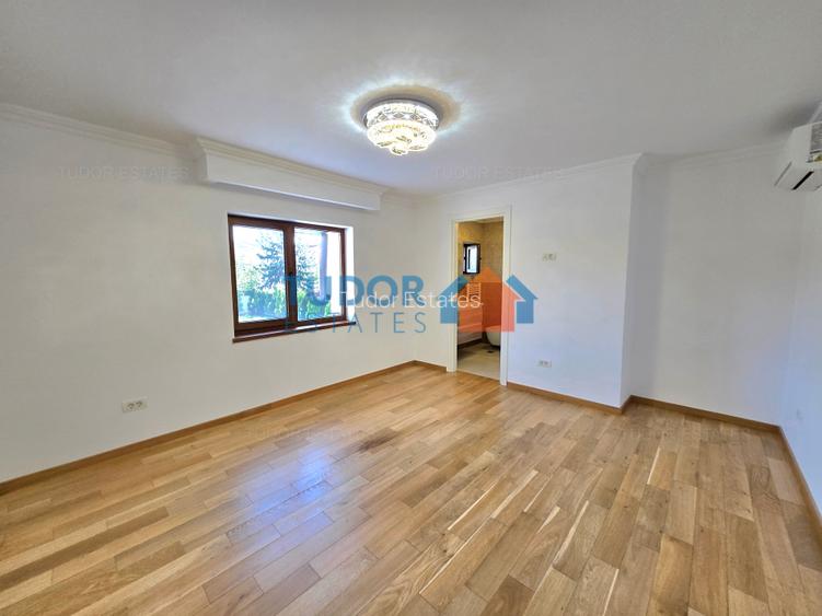 Fully Renovated Family Villa with 3 Bedrooms and 1,000 sqm Garden - 8