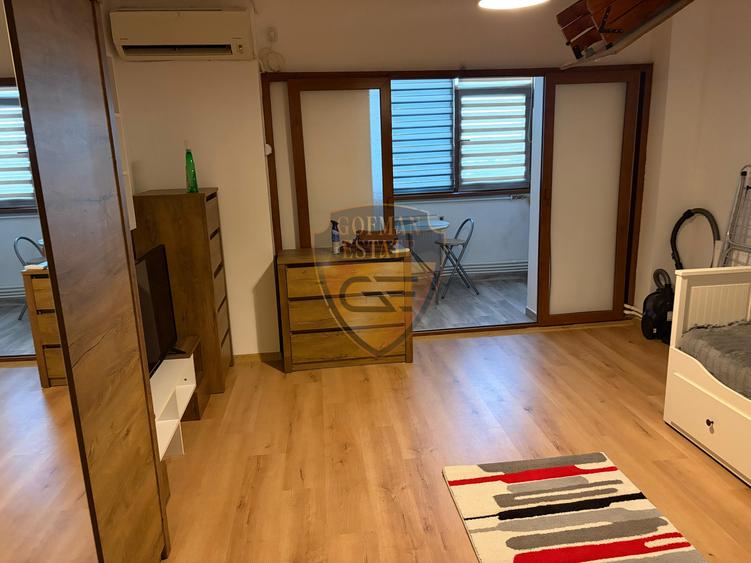Garsonieră tip duplex, 36 mp, cu pod pentru depozitare
