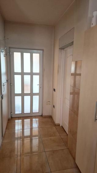 Apartament 3 camere, centrala proprie – Piața Catedralei