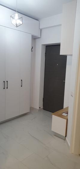 400 Euro! Ap 1 cam, Unirea Towers, cu loc parcare