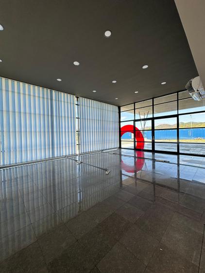 Spațiu comercial premium de închiriat | 190 mp + terasă 130 mp | Parcare 20 loc.