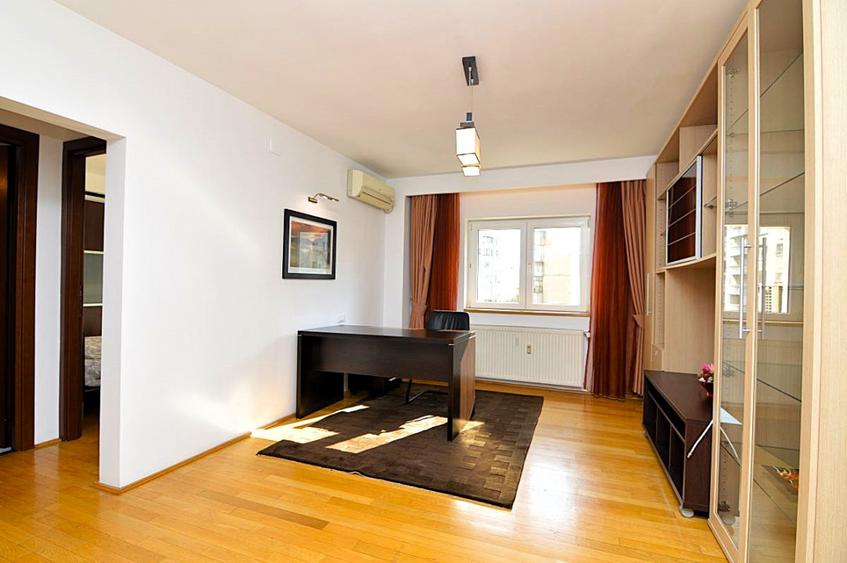 INCHIRIERE APARTAMENT 4 CAMERE DECEBAL – RESTAURANT DUMAN