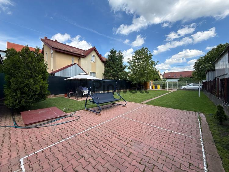 Vila spatioasa| 6 camere| 216 mp | gradina 550 mp| Bd. Pipera