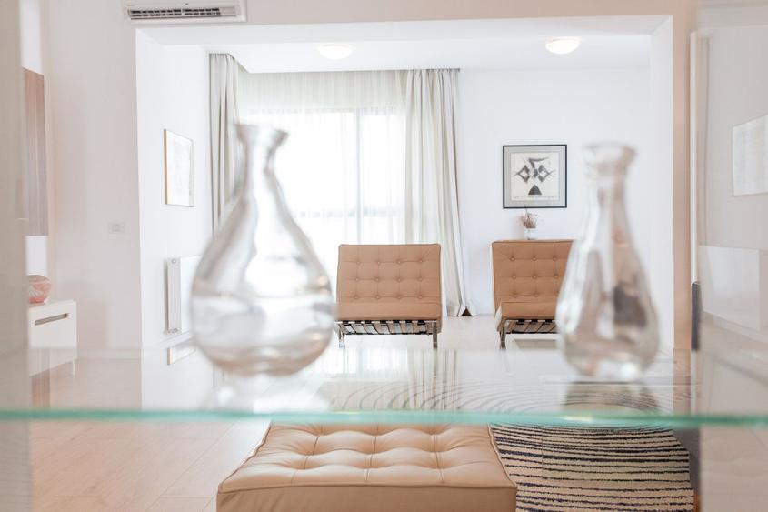 Penthouse deosebit cu 3 camere de inchiriat langa Piata Victoriei