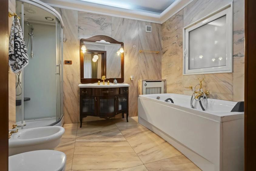 Proprietate rara pe Bulevardul Aviatorilor. Vila premium, curte impresionanta