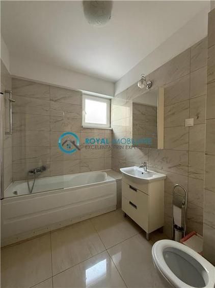 Royal Imobiliare - Inchiriere apartament modern zona 9 Mai