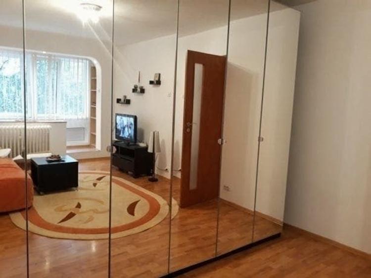 2 Camere, Metrou Pacii 5 minute pe jos, Mobilat, Utilat