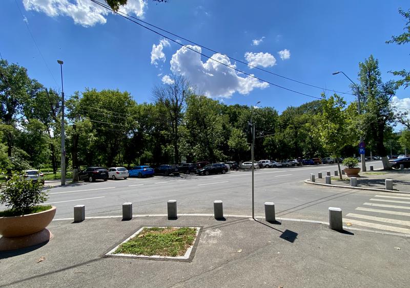 Apartament 4 camere la Parcul Tineretului cu 2 balcoane logie