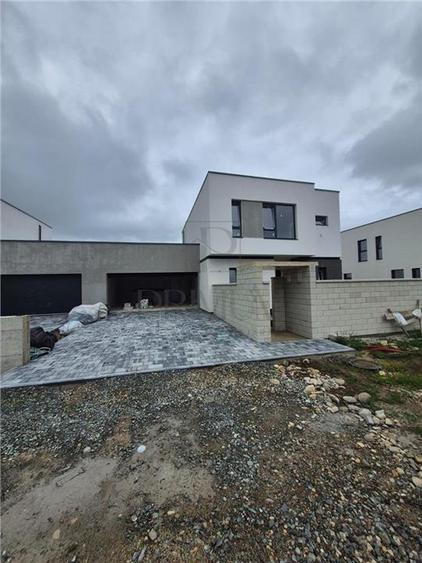 CASA INDIVIDUALA - GARAJ - MOSNITA NOUA - PROIECT DEOSEBIT