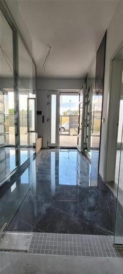 Imobil de lux,piscina,garaj,Cisnadie,la 10 km de SB,comision 0