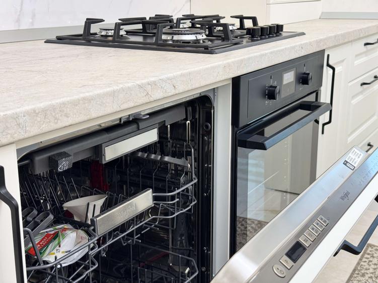 Copou, Royal Town, apartament modern, spatios, 2 camere, parcare subterana