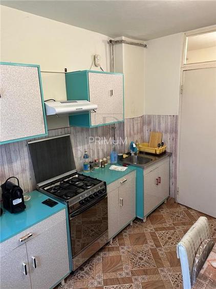 GIROCULUI - ETAJ 2 - BLOC IZOLAT - 3 CAMERE - 2 BAI - 13