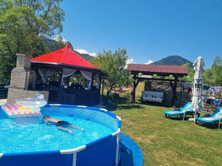 Casa de vânzare cu 4185mp teren,Câmpulung Moldovenesc, Bucovina