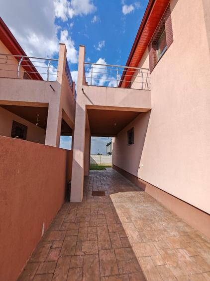 New Casa Corbeanca P+1+Mansarda 4 dormitoare 330 mp/curte