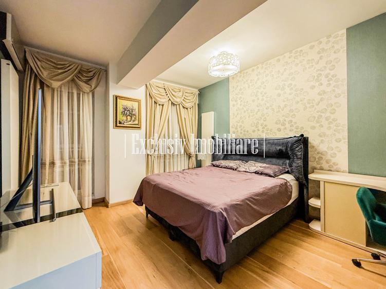 Vedere Frontala la Mare si Plaja la Picioare - Apartament cu Parcare Privata - 17