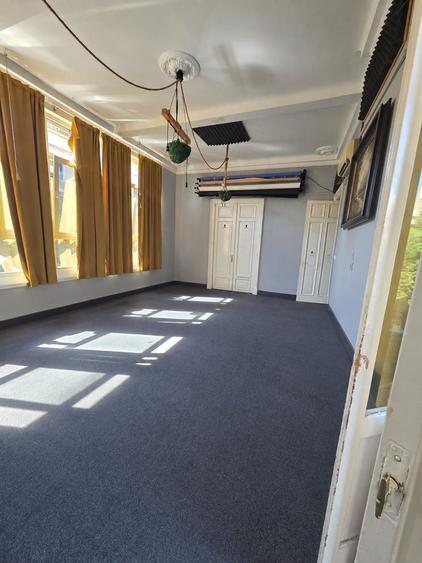 Inchiriere Birouri termen lung - zona Dacia -35 mp