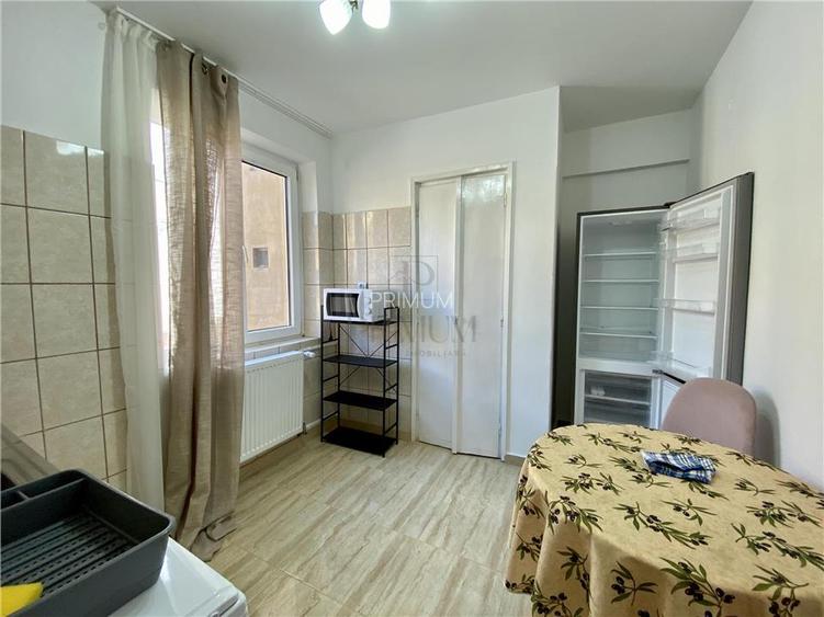 ULTRACENTRAL - 2 CAMERE - LIFT - RENOVAT - 9