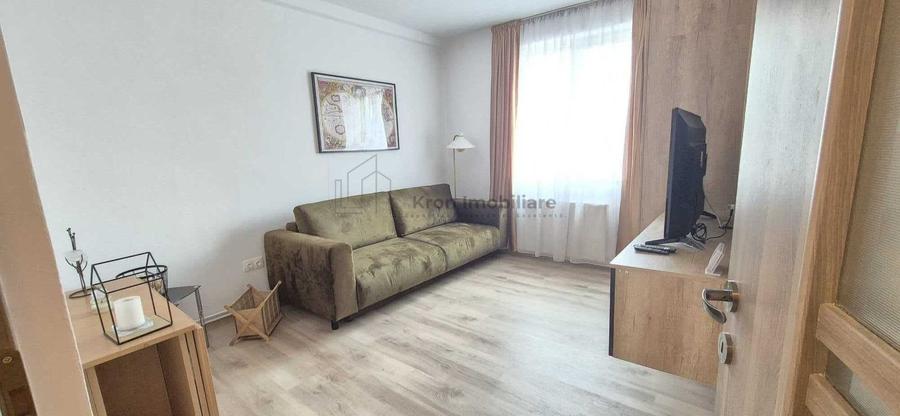 Inchiriez apartament 2 camere zona Colina Universitatii