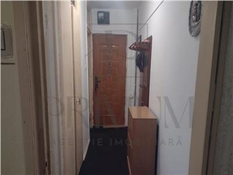 DAMBOVITA - APARTAMENT 1 CAMERA - mobilat,utilat, centrala proprie
