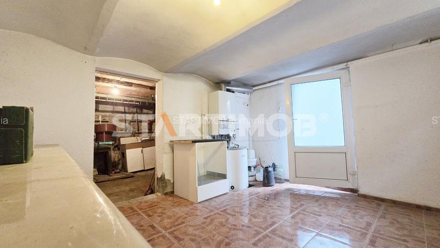 Casa 5 camere cu acces auto RASNOV - 34