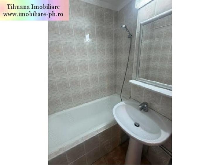 Apartament 3 camere de vanzare : 9 Mai-(Padina)