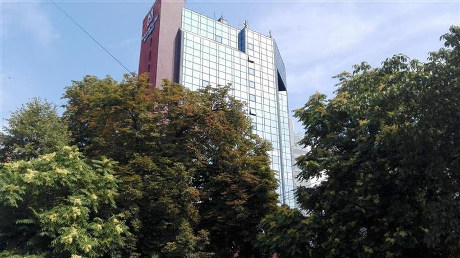 Spatiu comercial stradal ultracentral 445 mp